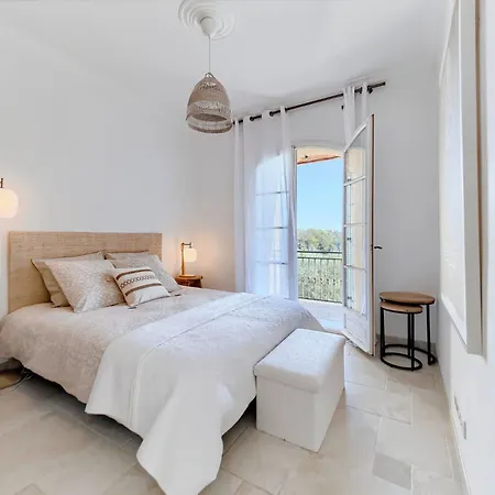 Bastide D'architecte En Pierre