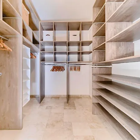 Bastide D'architecte En Pierre Villa