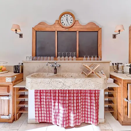 Bastide D'architecte En Pierre Villa